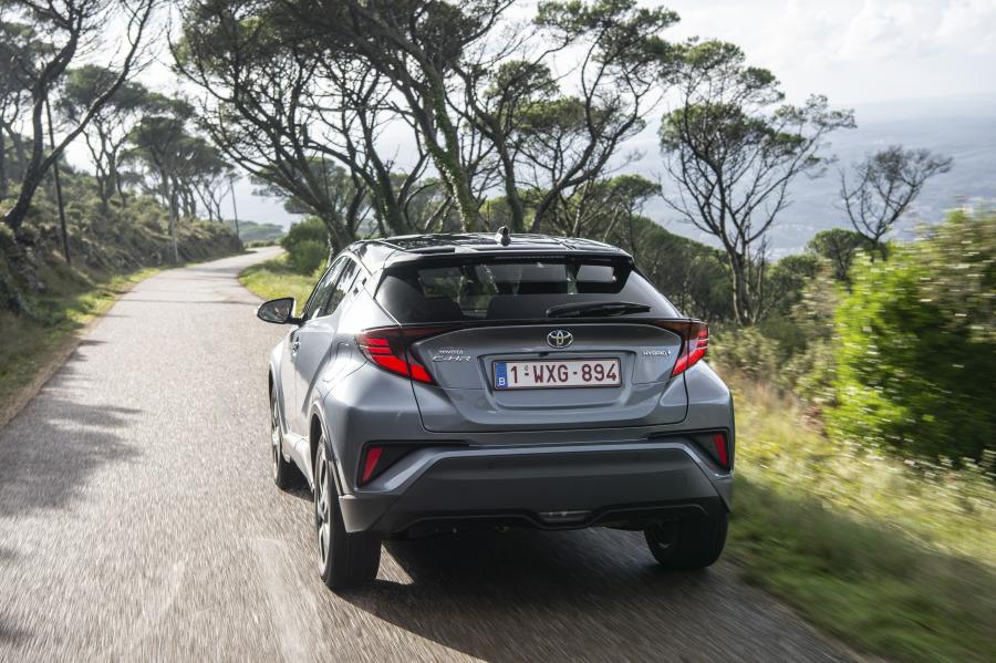  Toyota C-HR Hybrid 2019 года  (WW) (фото 153 из 174)